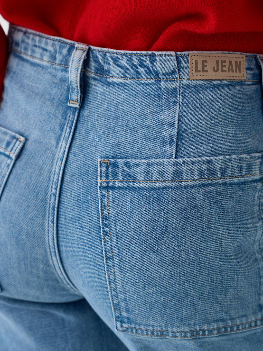 Le Jean Women's Utility Soft Barrel Jean