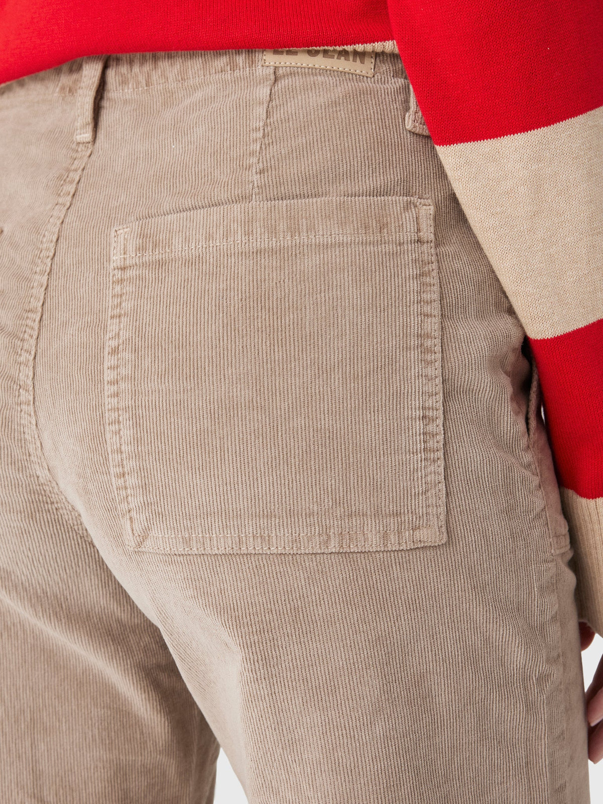 Le Jean Women's Corduroy Utility Soft Barrel Jean