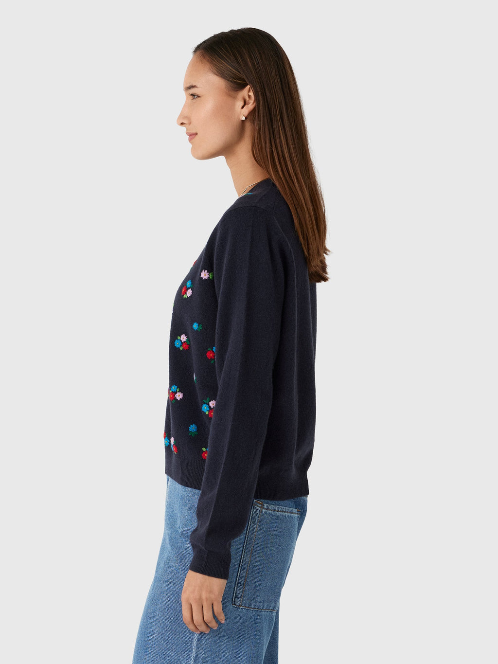 Jumper 1234 Women's Embroidered Floral Crew Sweater