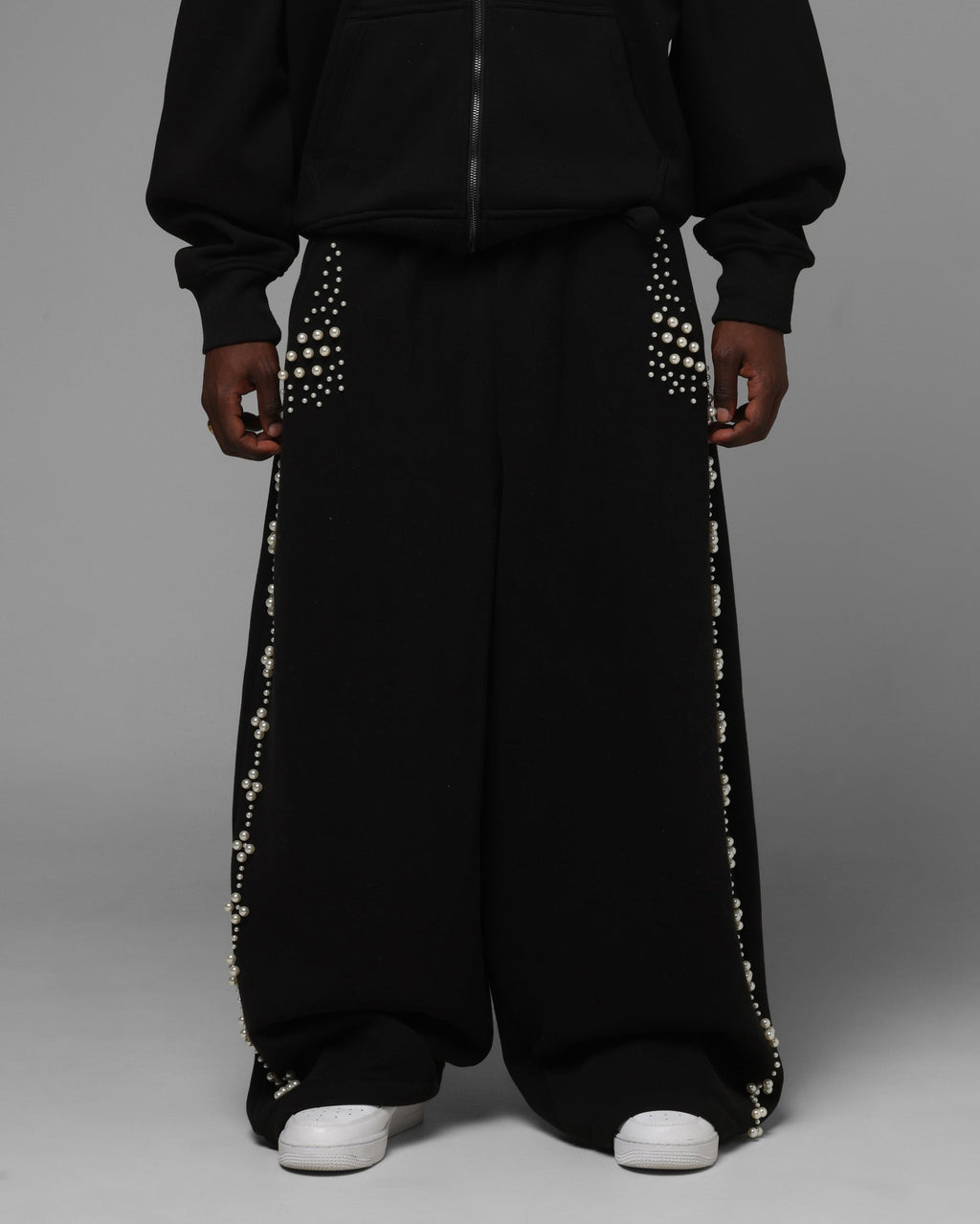Loiter Pearl Sweatpants Black