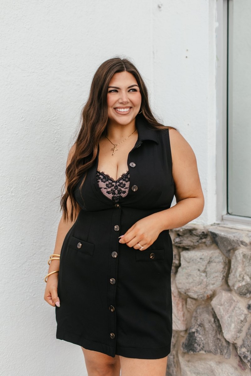 Buttoned Beauty Dress In Black