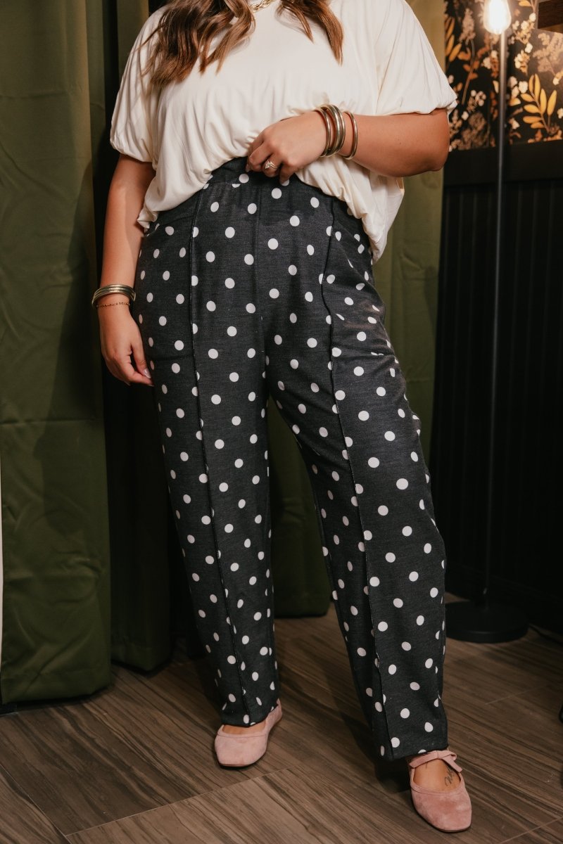 Casually Cool Pants In Polka Dot - Reg & Curvy