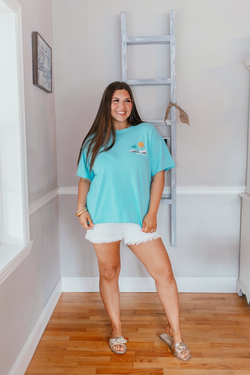 Chasing Sunshine Tee - Reg & Curvy