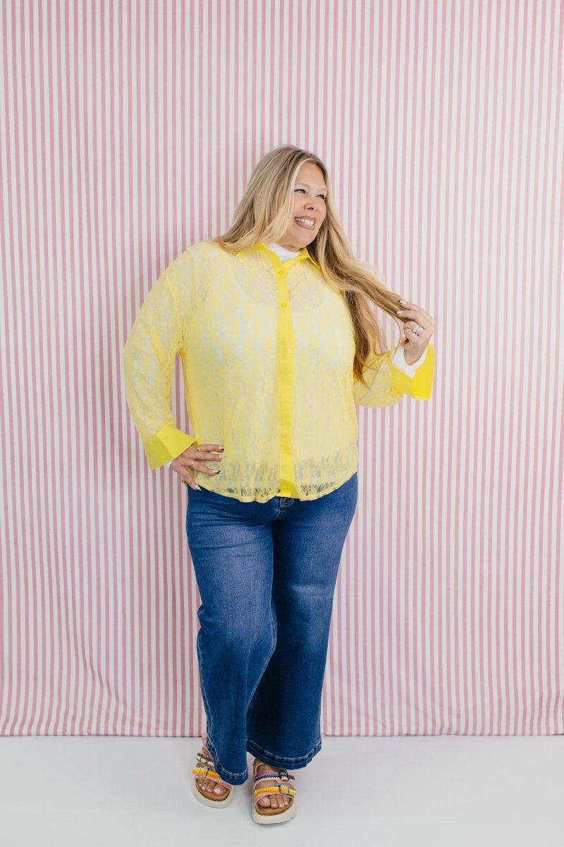 Classic Kathryn Button Up Top In Yellow - Reg & Curvy