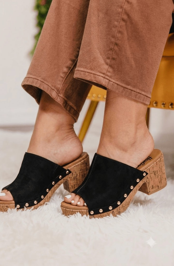 Corky's Black Gaslight Wedges
