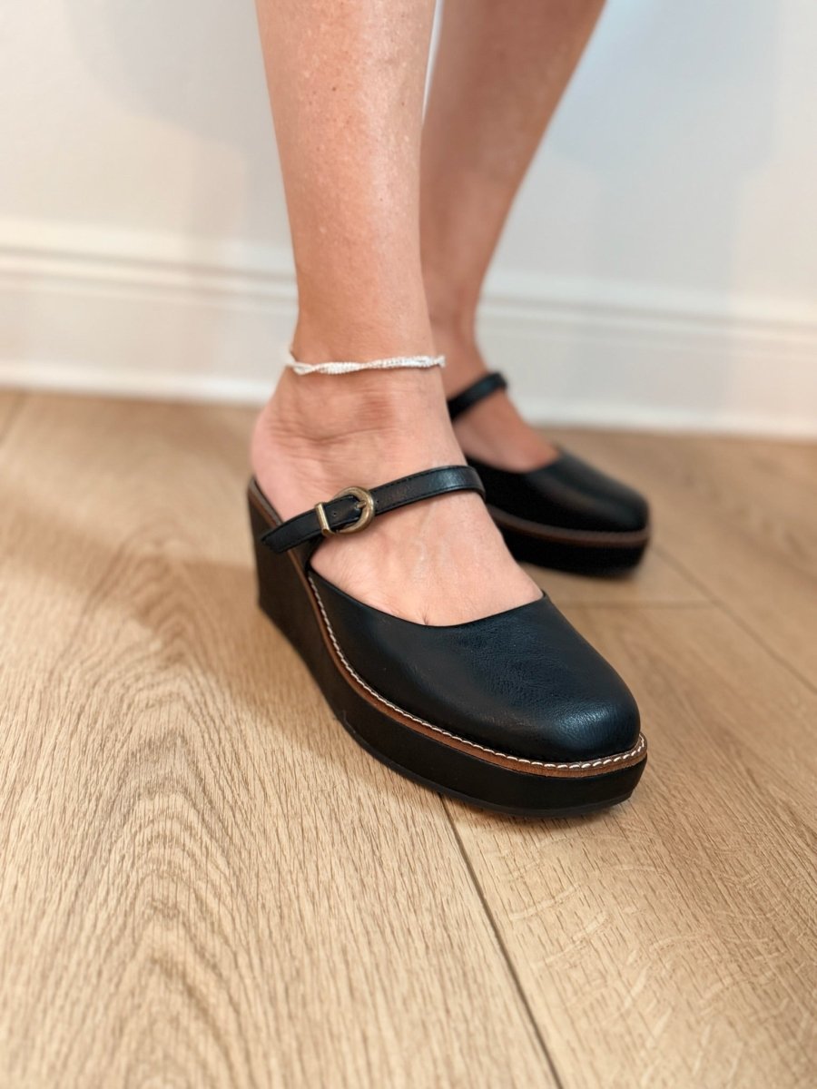 Corky's Black Me Time Wedges