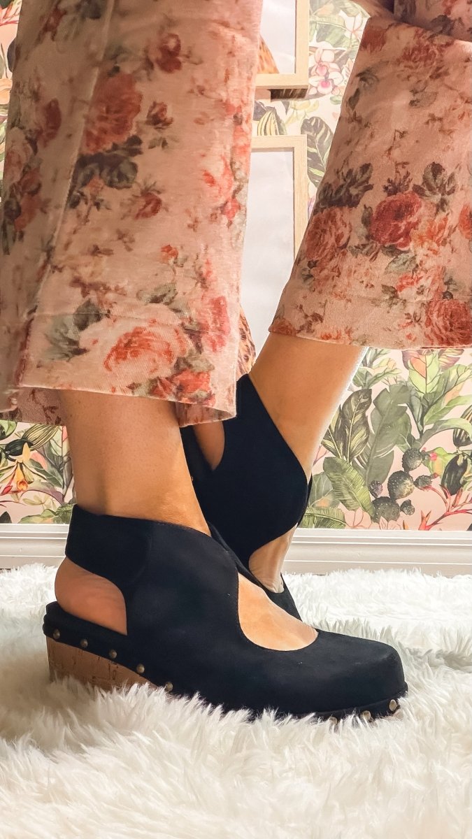 Corky's Black Oh It's You Wedges