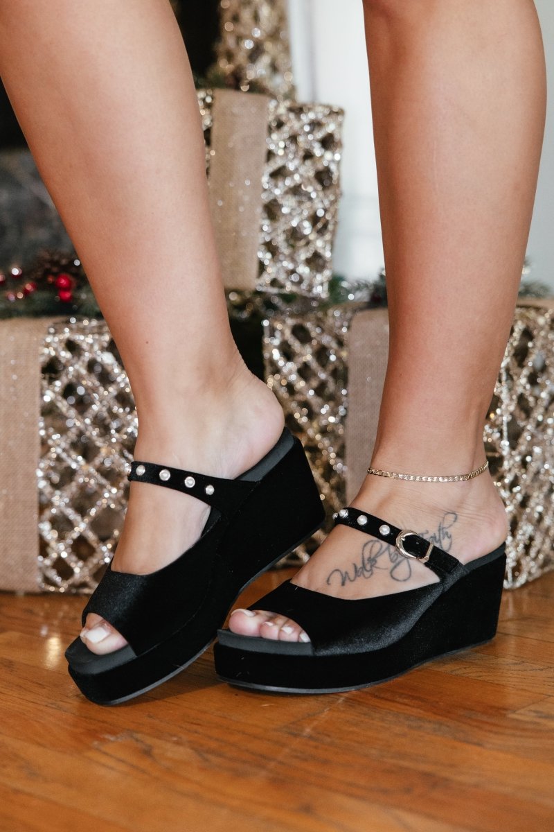 Corky's Black Velvet Treat Yourself Wedges