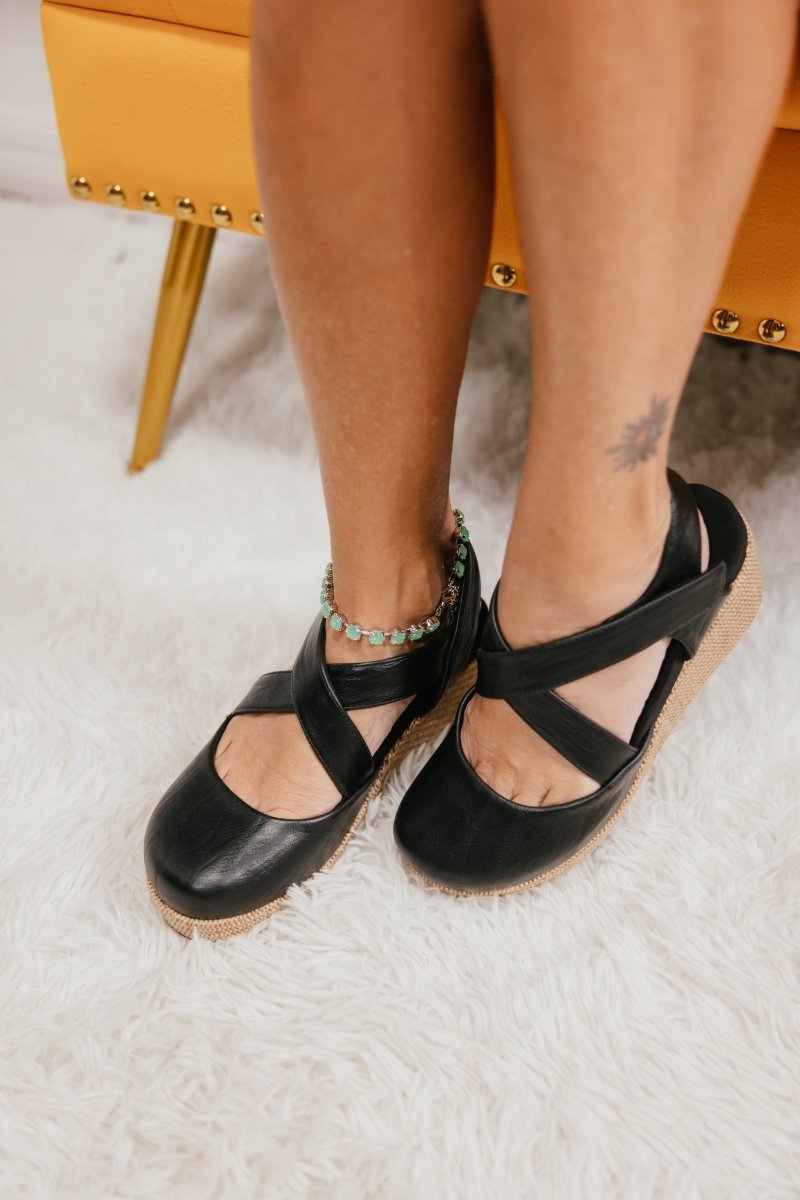 Corky's Black What's The Rush Wedges
