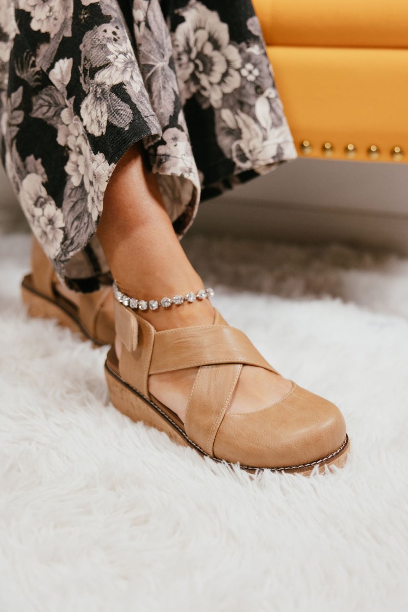 Corky's Caramel Bring It In Sandals
