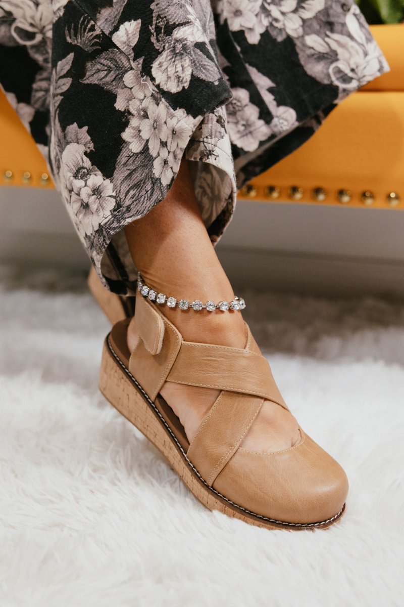 Corky's Caramel Bring It In Sandals