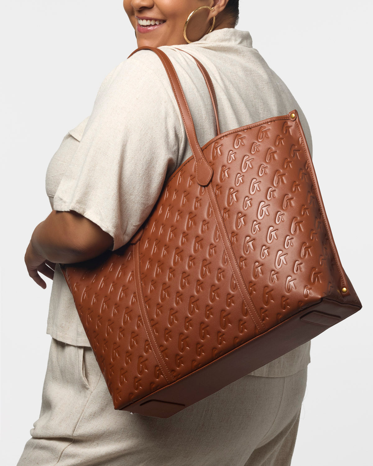 XL MONOGRAM SLEEK TOTE - BROWN