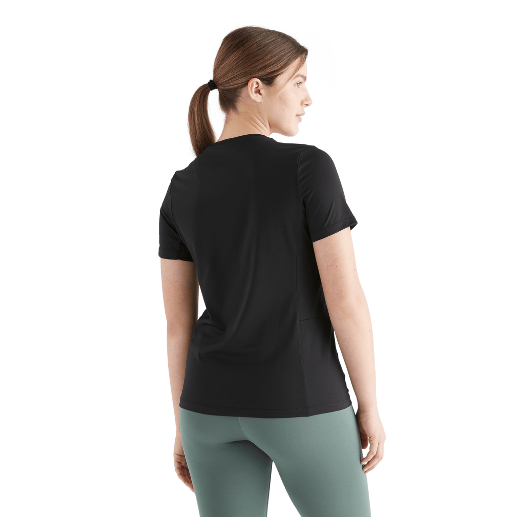 Women's Deltapeak® Micro Textured Tee