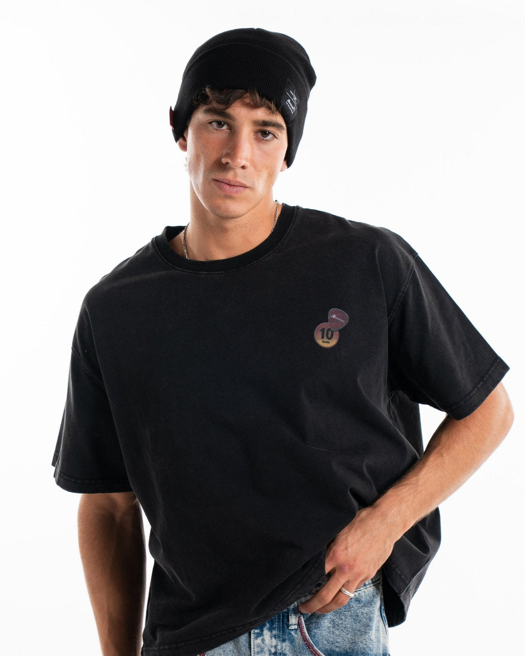 RAW PATCH BLACK BEANIE