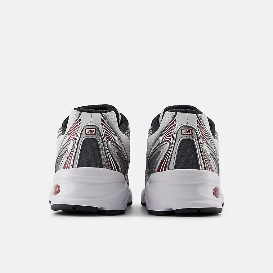 New Balance 740 (Red/White)